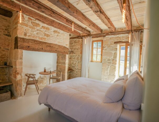 Suite Maison Lou Piade, un mélange de design et patrimoine à Sarlat